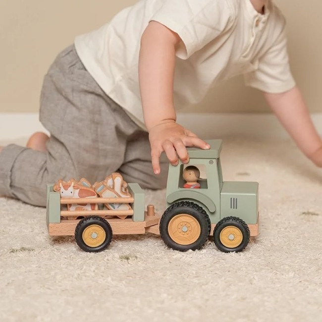 Tractor din lemn FSC cu remorca - Little farm - Little Dutch Tractor din lemn FSC cu remorca - Little farm - Little Dutch