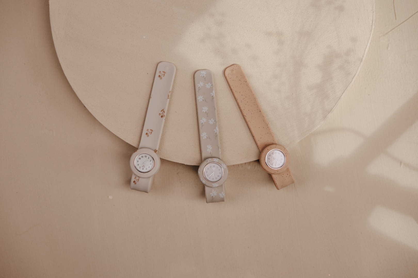 Ceas de mana pentru copii si adulti - Little Daisys - Mrs Ertha