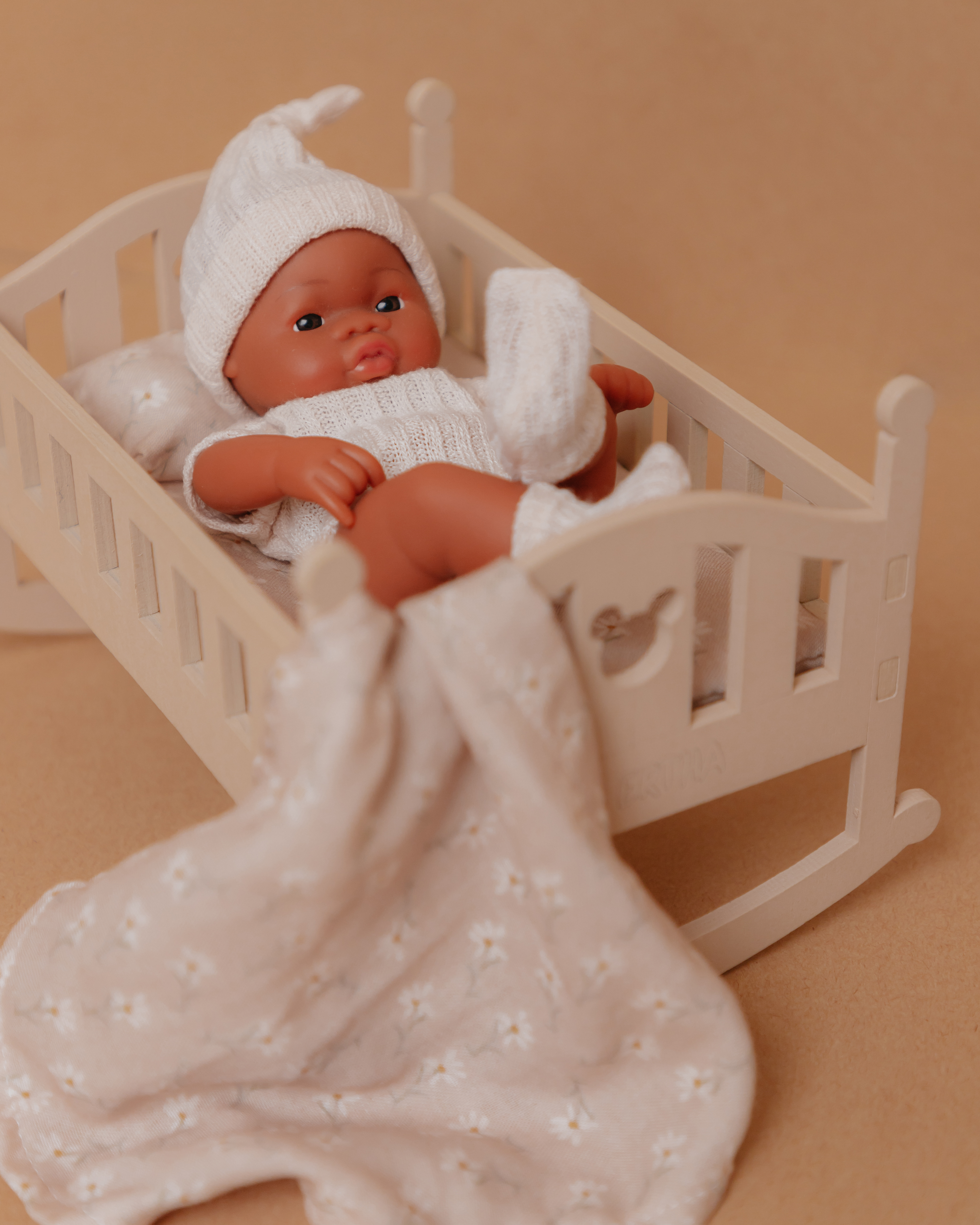 Papusa Lupita - Joy - Little Daisys - Mrs Ertha