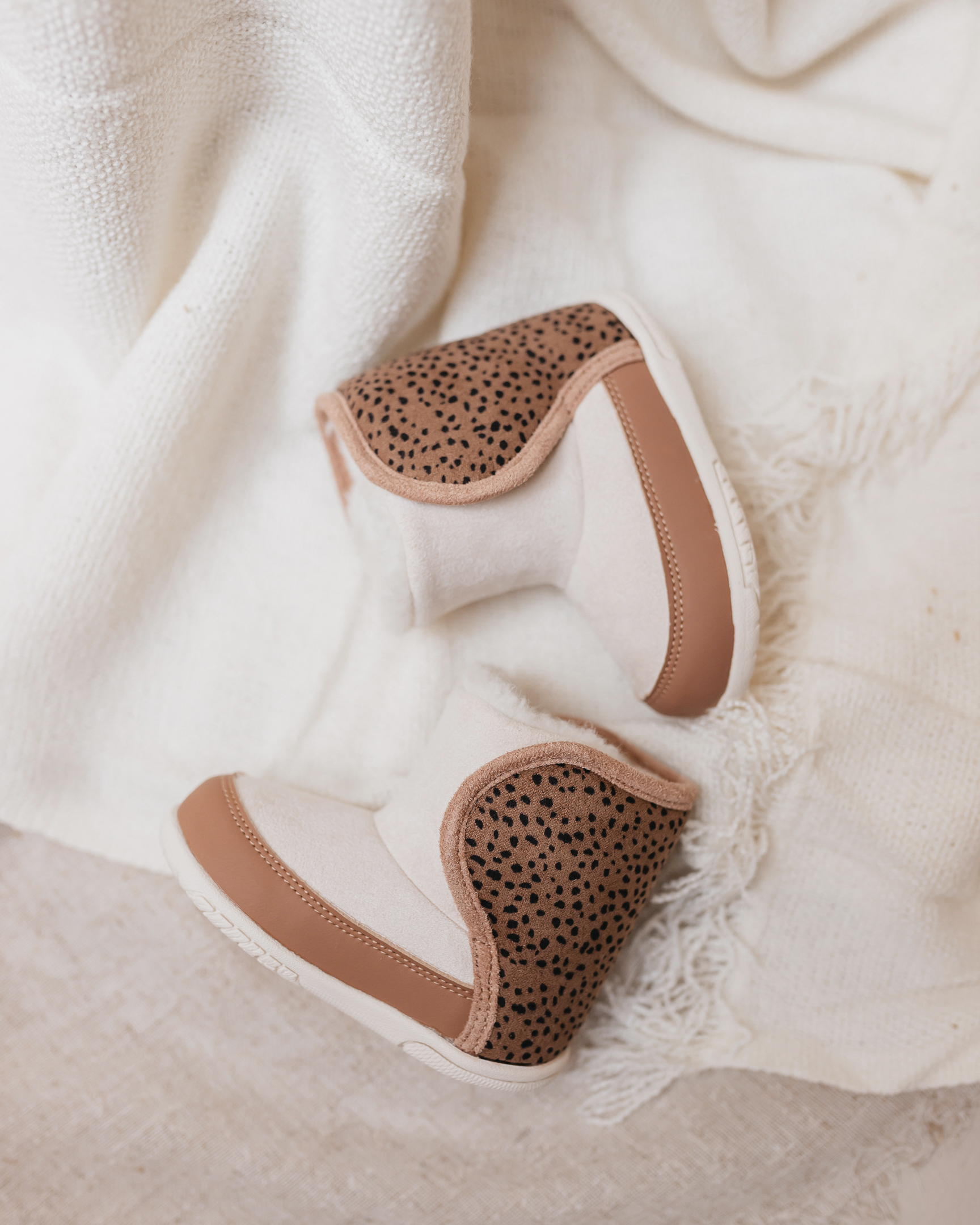 Cizme de iarna cu captuseala de lana - Nude Savanna - Mrs Ertha