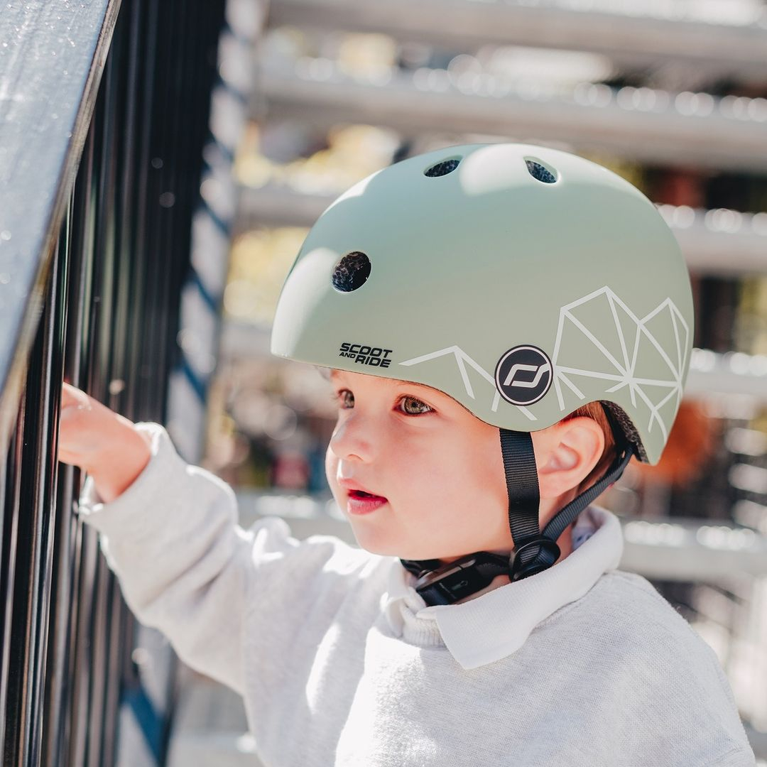 Casca de protectie pentru copii cu sistem de reglare magnetic cu led - XXS-S, 45-51 cm, 1 an+, Green Lines - Scoot & Ride