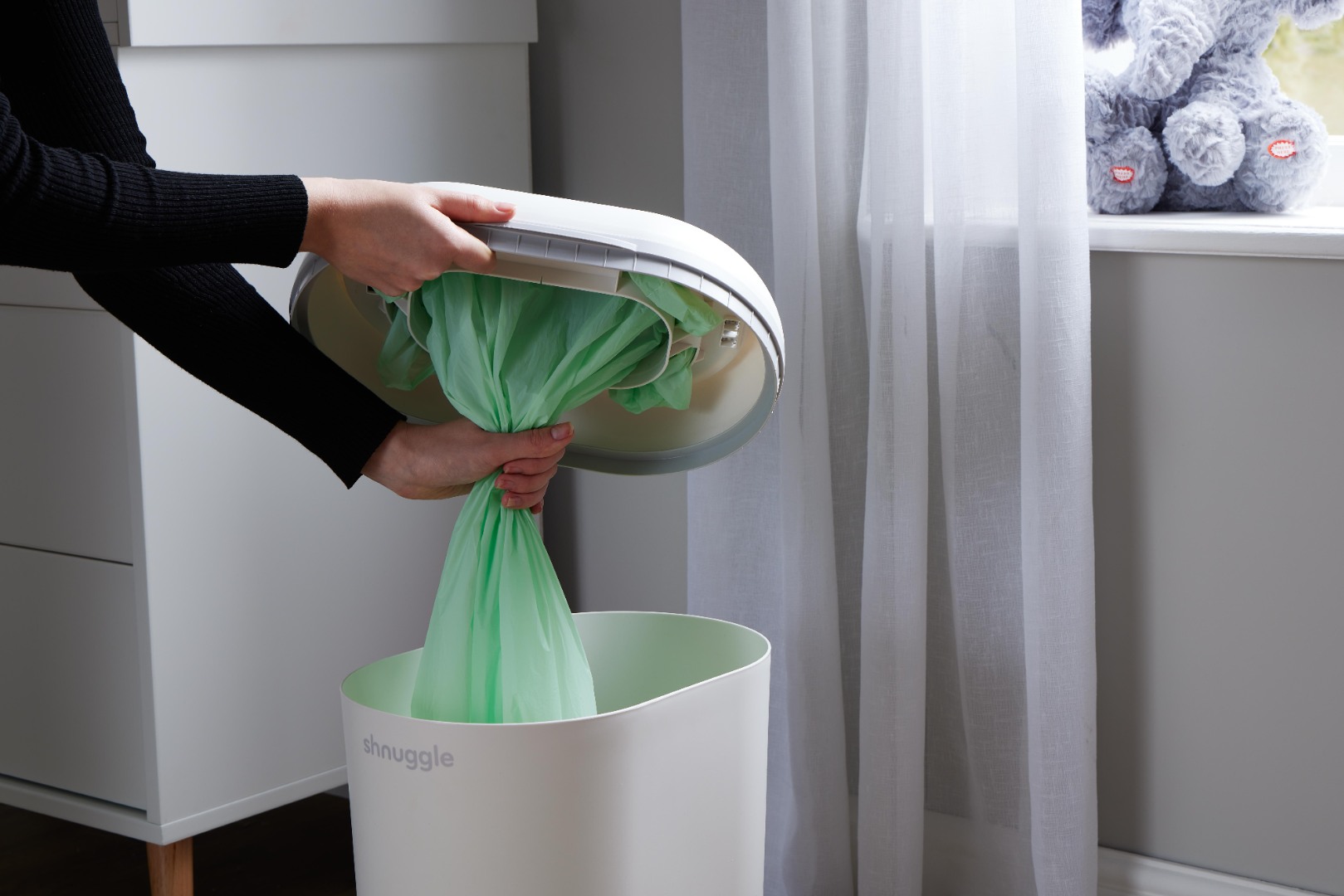 Saci biodegradabili pentru cosul de scutece Eco Touch - Shnuggle