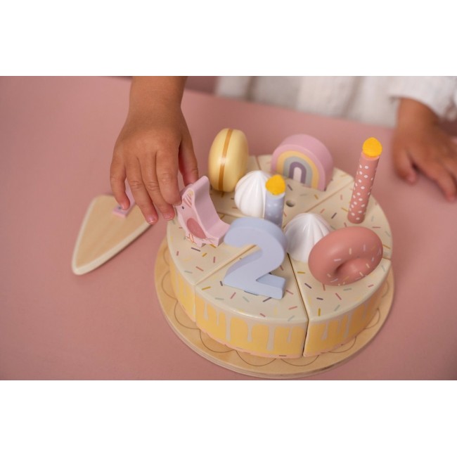Tort aniversar cu decoratiuni pentru 1 - 5 ani - Roz - Little Dutch Tort aniversar cu decoratiuni pentru 1 - 5 ani - Roz - Little Dutch