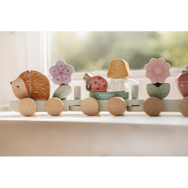 Trenulet pentru stivuire din lemn FSC - Arici - Fairy Garden - Little Dutch Trenulet pentru stivuire din lemn FSC - Arici - Fairy Garden - Little Dutch