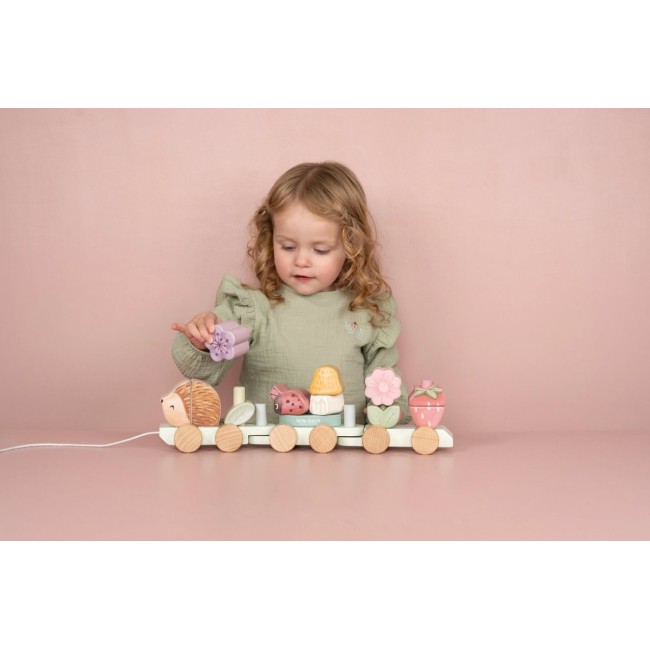 Trenulet pentru stivuire din lemn FSC - Arici - Fairy Garden - Little Dutch Trenulet pentru stivuire din lemn FSC - Arici - Fairy Garden - Little Dutch