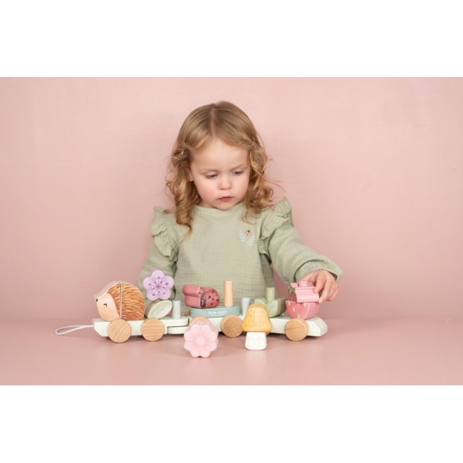 Trenulet pentru stivuire din lemn FSC - Arici - Fairy Garden - Little Dutch Trenulet pentru stivuire din lemn FSC - Arici - Fairy Garden - Little Dutch
