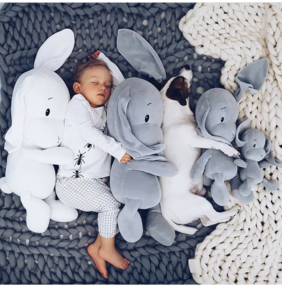 Iepuras din plus - gri cu urechi gri - 35cm - Effiki