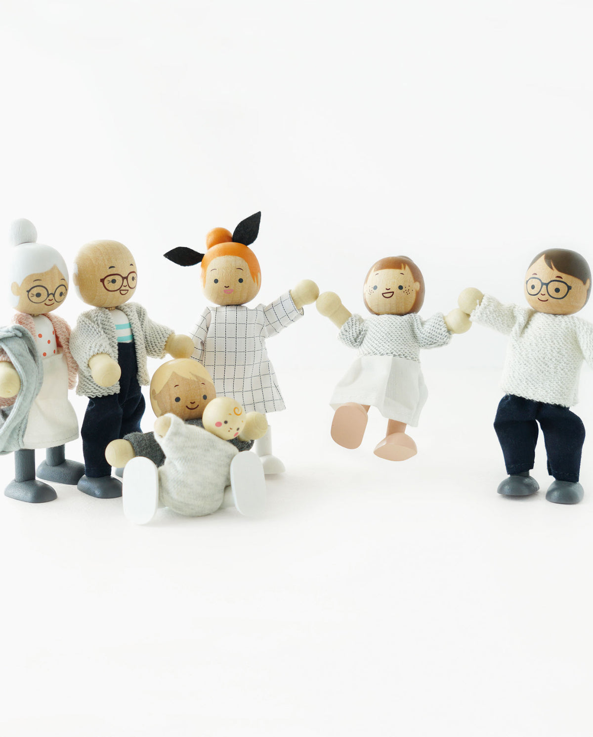 Papusi din lemn - Dolly Family - Le Toy Van