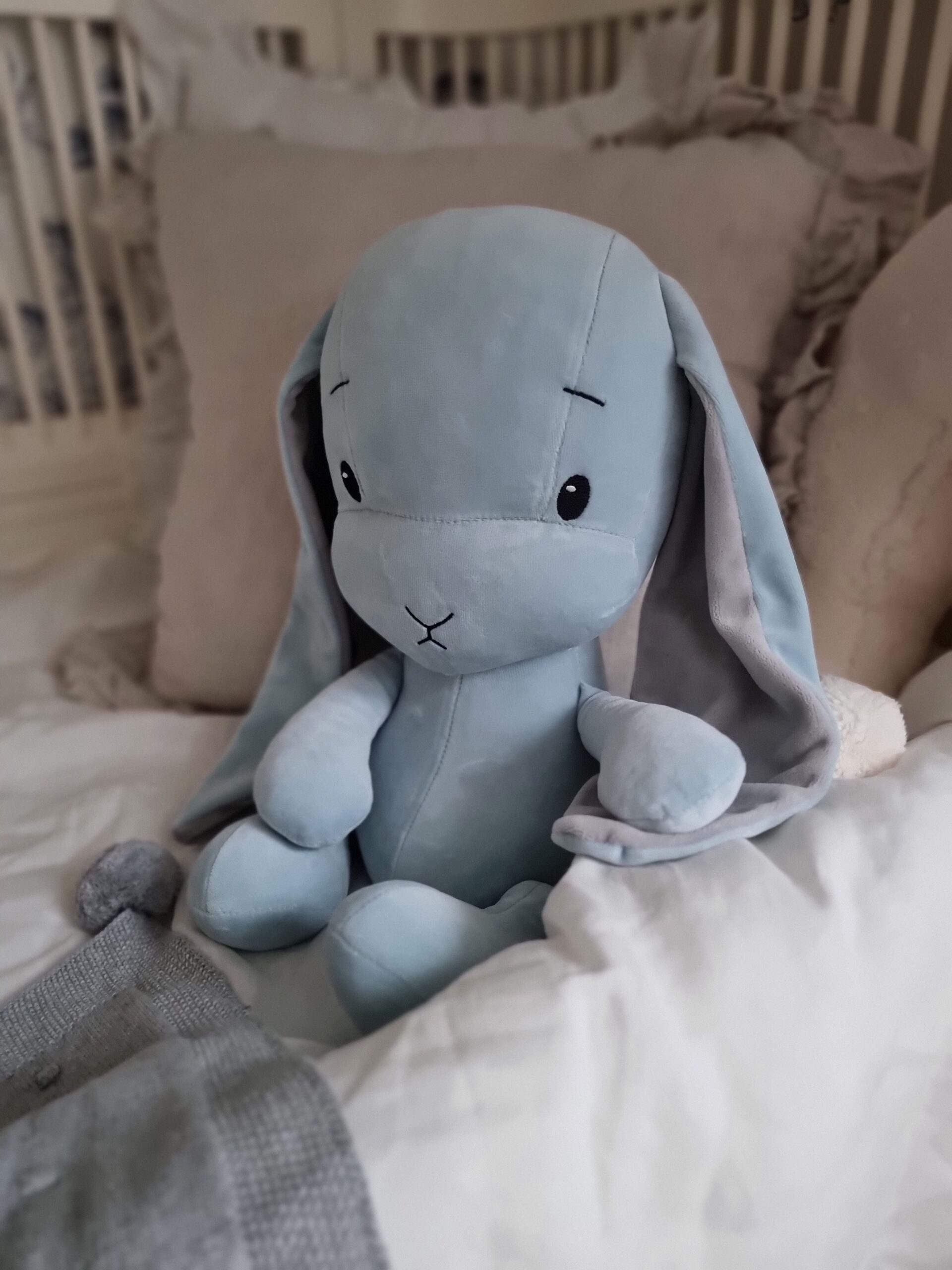 Iepuras din plus - albastru cu urechi gri - 35cm - Effiki